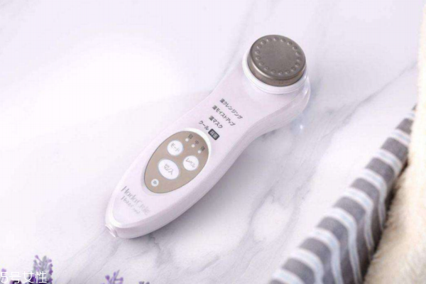 第一次買美容儀怎么買 幫你成為吸睛焦點 第一次買美容儀怎么買 幫你成為吸睛焦點