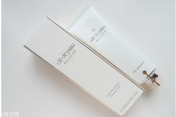 痘痘肌用什么卸妝產(chǎn)品 適合痘痘肌的卸妝產(chǎn)品 痘痘肌用什么卸妝產(chǎn)品 適合痘痘肌的卸妝產(chǎn)品