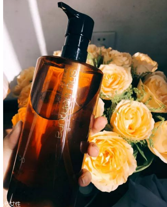 痘痘肌用什么卸妝產(chǎn)品 適合痘痘肌的卸妝產(chǎn)品 痘痘肌用什么卸妝產(chǎn)品 適合痘痘肌的卸妝產(chǎn)品