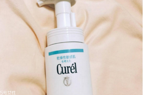 珂潤洗面奶可以卸妝嗎 貨真價實的氨基酸潔面 珂潤洗面奶可以卸妝嗎 貨真價實的氨基酸潔面