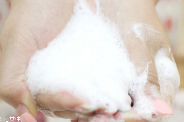 fancl潔面粉保質(zhì)期多久 fancl潔面粉的效果 fancl潔面粉保質(zhì)期多久 fancl潔面粉的效果