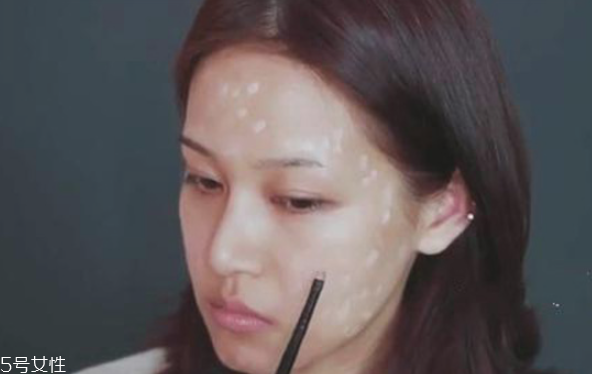 綠色遮瑕哪個牌子好 好用的調色遮瑕推薦