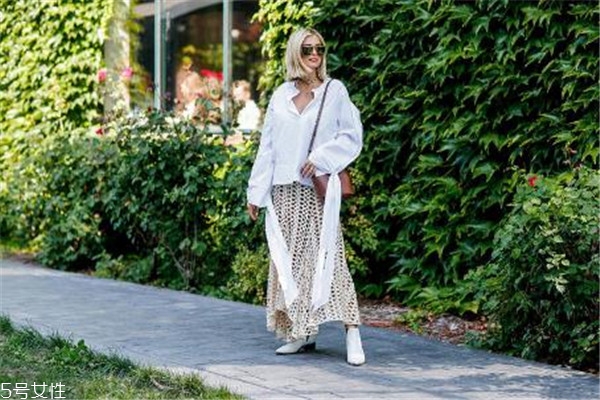 秋天襯衫怎么搭配 混搭更有個性 秋天襯衫怎么搭配 混搭更有個性