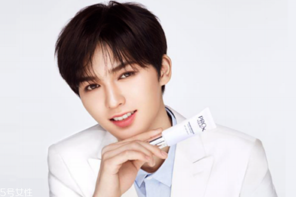 olay小白傘是什么 防曬美白三合一全能隔離霜 olay小白傘是什么 防曬美白三合一全能隔離霜