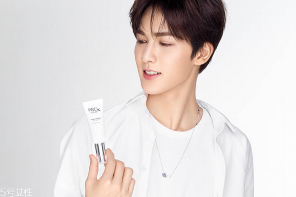 olay小白傘是什么 防曬美白三合一全能隔離霜 olay小白傘是什么 防曬美白三合一全能隔離霜