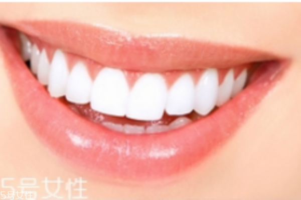 口臭的主因牙周病癥狀與治療 口臭的主因牙周病癥狀與治療