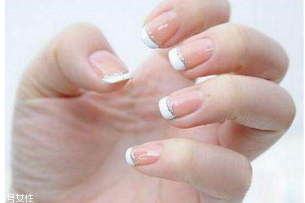 為什么我的指甲不長(zhǎng)了 為什么我的指甲不長(zhǎng)了