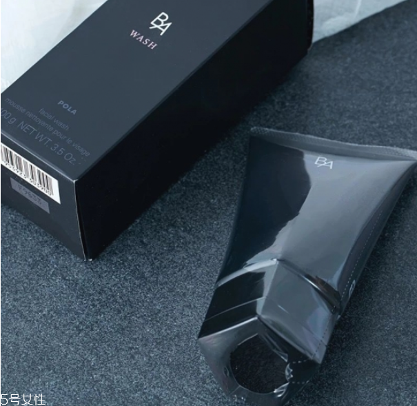 卸妝乳和潔面乳一樣嗎 完全不一樣 卸妝乳和潔面乳一樣嗎 完全不一樣