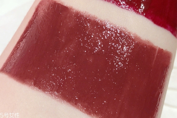 ysl黑管唇釉哪個顯白 ysl黑管最顯白的五個色號 ysl黑管唇釉哪個顯白 ysl黑管最顯白的五個色號