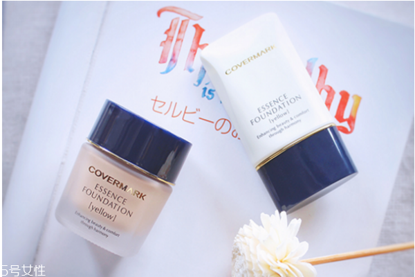 粉底霜可以直接涂嗎 直接涂對(duì)肌膚傷害很大 粉底霜可以直接涂嗎 直接涂對(duì)肌膚傷害很大