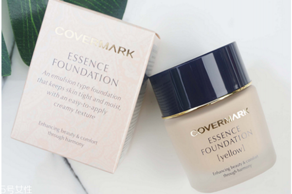 粉底霜可以直接涂嗎 直接涂對(duì)肌膚傷害很大 粉底霜可以直接涂嗎 直接涂對(duì)肌膚傷害很大