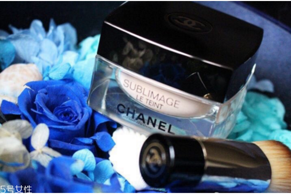 香奈兒粉底霜好用嗎 香奈兒奢華精粹滋養(yǎng)粉底霜色號 香奈兒粉底霜好用嗎 香奈兒奢華精粹滋養(yǎng)粉底霜色號
