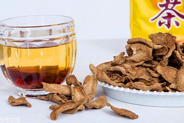 牛蒡茶能治便秘嗎 有一些效果 牛蒡茶能治便秘嗎 有一些效果