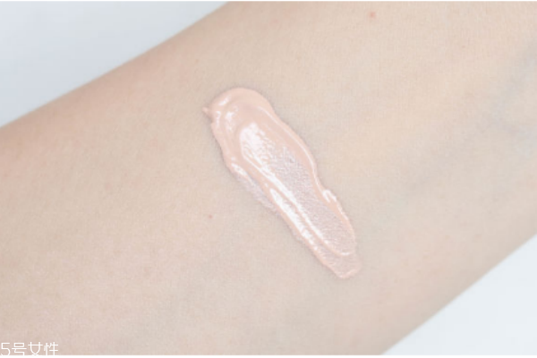 rmk水凝粉底霜新版怎么樣 rmk粉底液測(cè)評(píng) rmk水凝粉底霜新版怎么樣 rmk粉底液測(cè)評(píng)