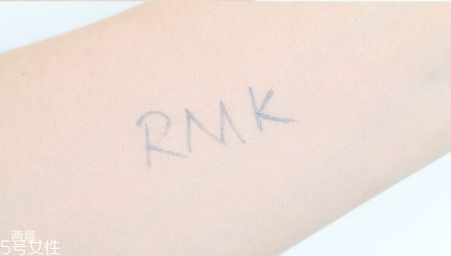 rmk水凝粉底霜新版怎么樣 rmk粉底液測(cè)評(píng) rmk水凝粉底霜新版怎么樣 rmk粉底液測(cè)評(píng)