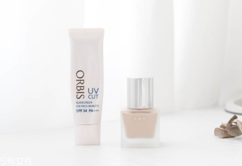 rmk水凝粉底霜新版怎么樣 rmk粉底液測(cè)評(píng) rmk水凝粉底霜新版怎么樣 rmk粉底液測(cè)評(píng)