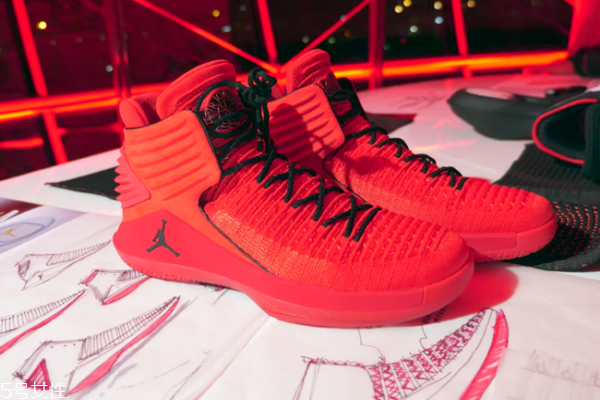 aj32有碳板嗎 拆解找答案 aj32有碳板嗎 拆解找答案