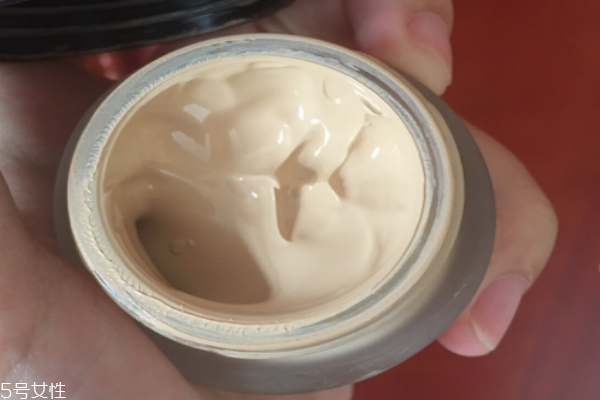 嘉娜寶媚點粉底霜怎么樣 嘉娜寶媚點media粉底霜色號 嘉娜寶媚點粉底霜怎么樣 嘉娜寶媚點media粉底霜色號