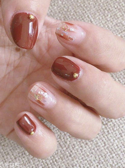 名創(chuàng)優(yōu)品指甲油色號(hào)推薦 5塊錢巨顯白巨溫柔 名創(chuàng)優(yōu)品指甲油色號(hào)推薦 5塊錢巨顯白巨溫柔