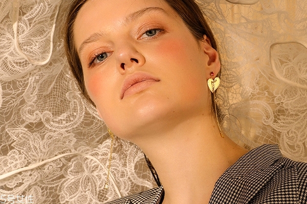 想要二胎的媽媽注意做好子宮的日常護理