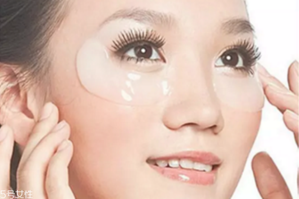 魚尾紋貼眼膜有用嗎 去眼部皺紋最好的眼膜 魚尾紋貼眼膜有用嗎 去眼部皺紋最好的眼膜
