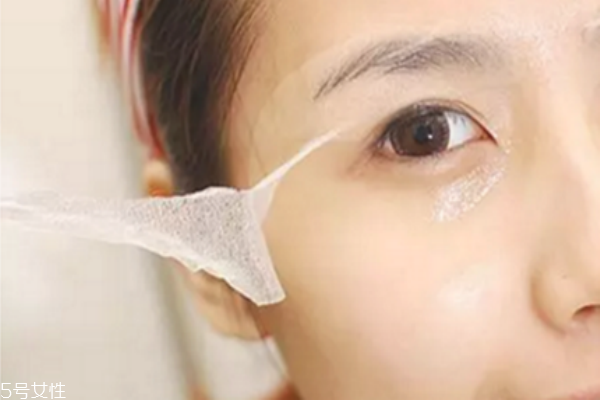 魚尾紋貼眼膜有用嗎 去眼部皺紋最好的眼膜 魚尾紋貼眼膜有用嗎 去眼部皺紋最好的眼膜