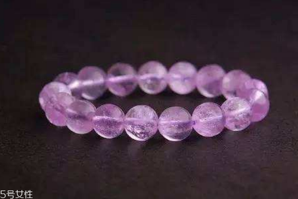 紫鋰輝的功效與作用 帶來正能量 紫鋰輝的功效與作用 帶來正能量