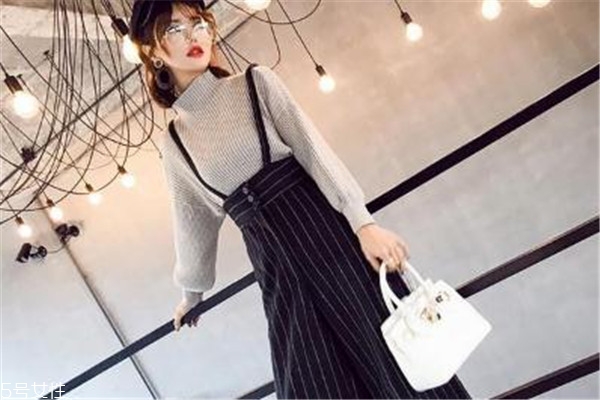 秋季高領(lǐng)毛衣搭配圖片 各種風(fēng)格都有 秋季高領(lǐng)毛衣搭配圖片 各種風(fēng)格都有