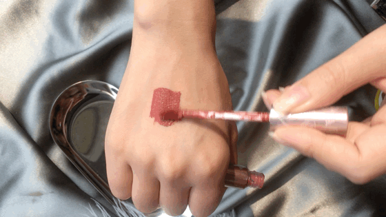 cute press唇釉價格 cute press03和阿瑪尼200對比圖 cute press唇釉價格 cute press03和阿瑪尼200對比圖