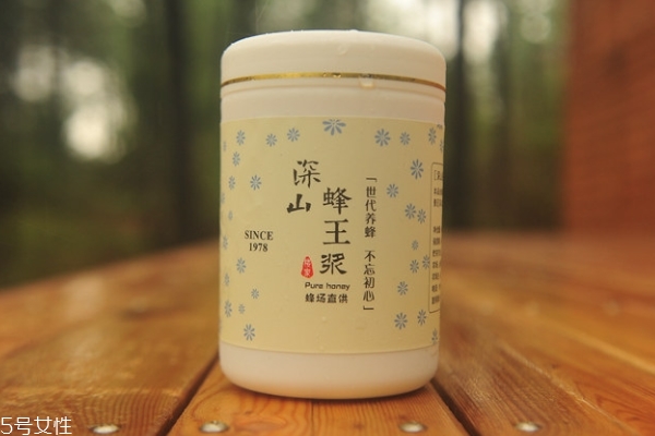 蜂王漿怎么來(lái)的 是這樣形成