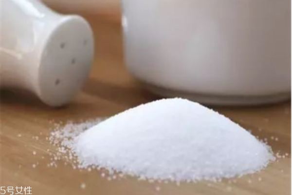 皮膚暗黃黑眼圈重怎么辦 魅力電眼輕松養(yǎng)成 皮膚暗黃黑眼圈重怎么辦 魅力電眼輕松養(yǎng)成