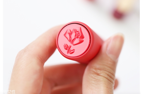 蘭蔻2018秋冬口紅全試色 大熱色196和507上嘴圖 蘭蔻2018秋冬口紅全試色 大熱色196和507上嘴圖