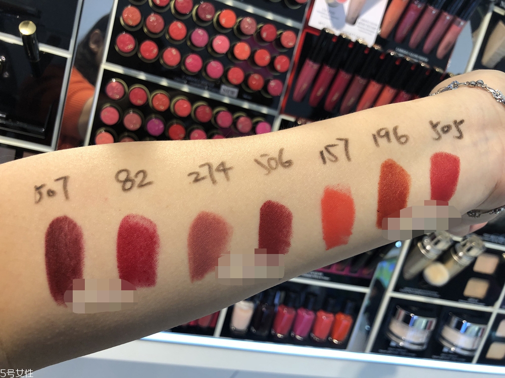 蘭蔻2018秋冬口紅全試色 大熱色196和507上嘴圖 蘭蔻2018秋冬口紅全試色 大熱色196和507上嘴圖