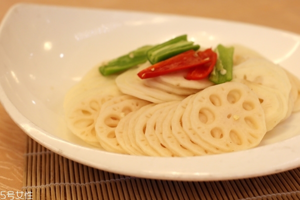 蓮藕為什么會變黑 是正?，F(xiàn)象