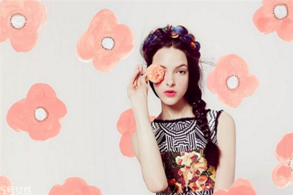 肉毒素除皺針副作用 肉毒素除皺針的危害 肉毒素除皺針副作用 肉毒素除皺針的危害