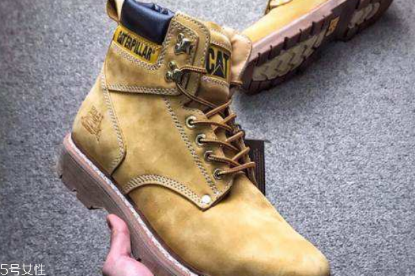 cat大黃靴怎么清洗 選用合適的工具 cat大黃靴怎么清洗 選用合適的工具