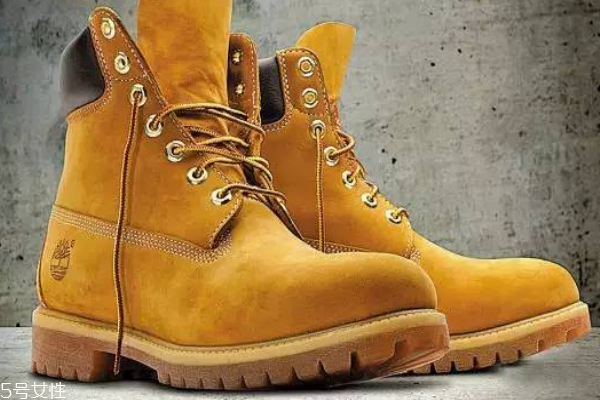 添柏嵐大黃靴怎么搭配 潮人都這樣穿 添柏嵐大黃靴怎么搭配 潮人都這樣穿