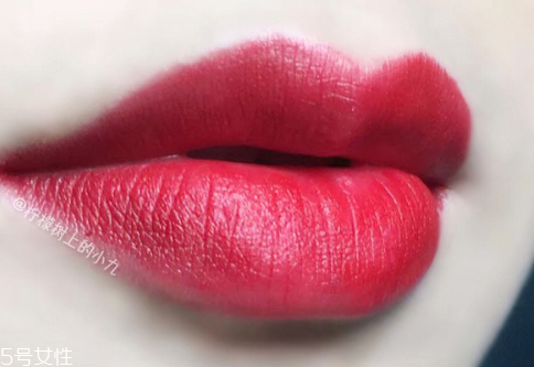 mac秋冬色黃皮日?？诩t推薦 美到你無法自持