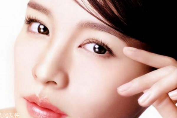 魚尾紋打玻尿酸管事嗎 快速秒殺眼部皺紋的方法 魚尾紋打玻尿酸管事嗎 快速秒殺眼部皺紋的方法