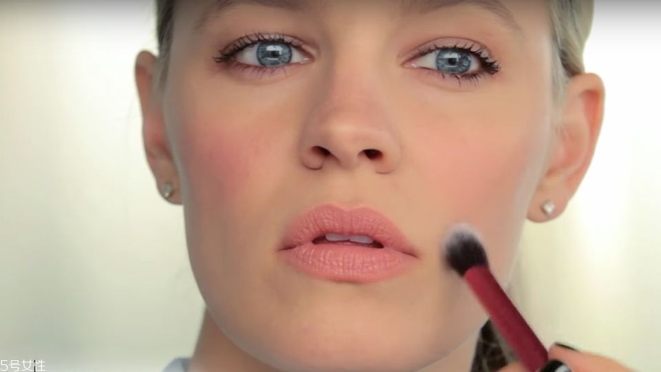 瑪麗蓮夢露的痣怎么畫 盤點(diǎn)演藝圈的痣美人 瑪麗蓮夢露的痣怎么畫 盤點(diǎn)演藝圈的痣美人