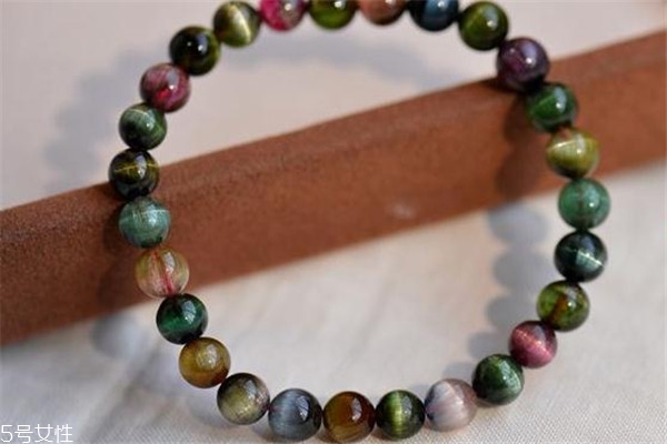 貓眼碧璽的功效與作用 非常有靈性 貓眼碧璽的功效與作用 非常有靈性