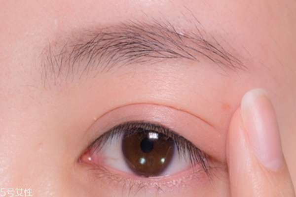 韓國(guó)橘色系妝容教程 韓國(guó)橘色淡妝步驟畫法 韓國(guó)橘色系妝容教程 韓國(guó)橘色淡妝步驟畫法