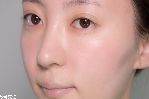 韓國(guó)橘色系妝容教程 韓國(guó)橘色淡妝步驟畫法 韓國(guó)橘色系妝容教程 韓國(guó)橘色淡妝步驟畫法