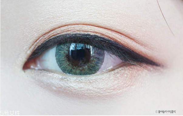 韓國(guó)橘色系妝容教程 韓國(guó)橘色淡妝步驟畫法 韓國(guó)橘色系妝容教程 韓國(guó)橘色淡妝步驟畫法