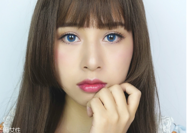 日系妝容的特點(diǎn)分解圖 日系大眼娃娃妝步驟 日系妝容的特點(diǎn)分解圖 日系大眼娃娃妝步驟