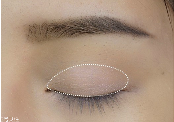 日系妝容的特點(diǎn)分解圖 日系大眼娃娃妝步驟 日系妝容的特點(diǎn)分解圖 日系大眼娃娃妝步驟