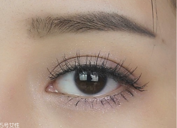 日系妝容的特點(diǎn)分解圖 日系大眼娃娃妝步驟 日系妝容的特點(diǎn)分解圖 日系大眼娃娃妝步驟