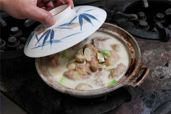 港式煲湯的做法 港式煲湯這樣煮才好喝 港式煲湯的做法 港式煲湯這樣煮才好喝