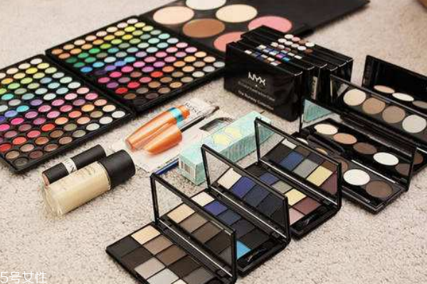 過期化妝品怎么處理 這樣做省下幾千塊 過期化妝品怎么處理 這樣做省下幾千塊
