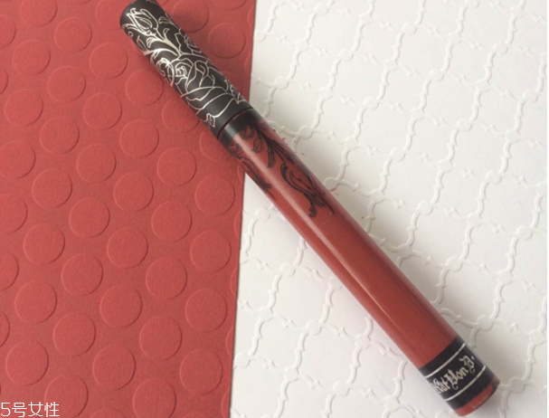 秋冬口紅顏色推薦 秋冬鐵銹磚紅色口紅推薦 秋冬口紅顏色推薦 秋冬鐵銹磚紅色口紅推薦